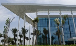 fachada-village-mall