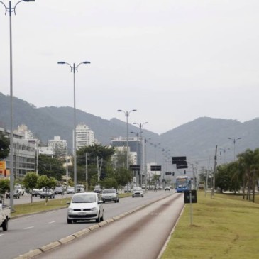 Moradores pedem volta de faixa ‘perdida’ para BRT nas Américas