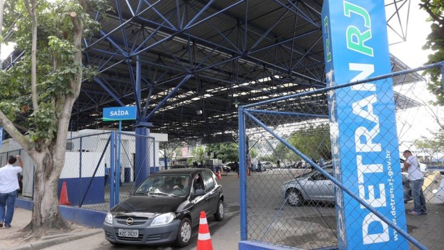 Detran-RJ suspende Duda para venda de veículos