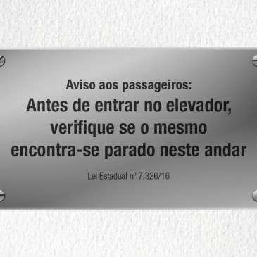 Placa para elevadores agora é obrigatória em prédios no RJ