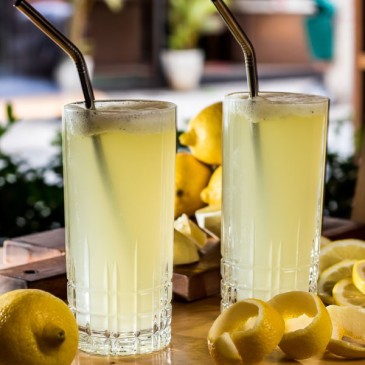 Detox a jato: 3 sucos para se livrar dos excessos e ficar em forma