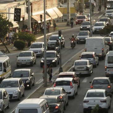 Com 150 roubos de carros por dia, preço do seguro dispara no Rio